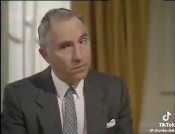 A scene from Yes Prime Minister that was ahead of its time in satirising Keir Starmer’s style of leadership.