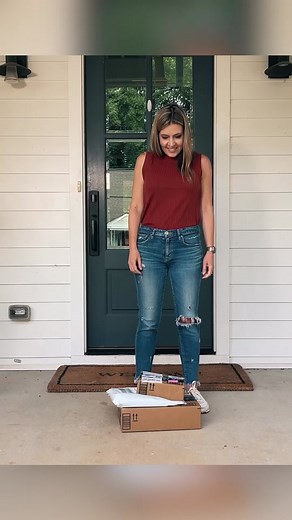 My new theme song for retrieving Amazon packages from the front porch 📦📦📦 #amazon #journey