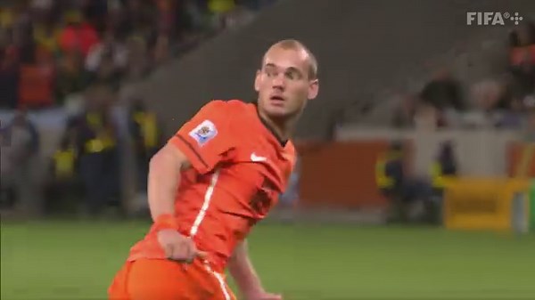 🇳🇱💪 Powering their way to a #FIFAWorldCup Final! This Netherlands side lit up the world stage in 2010... ⤵️ | FIFA World Cup