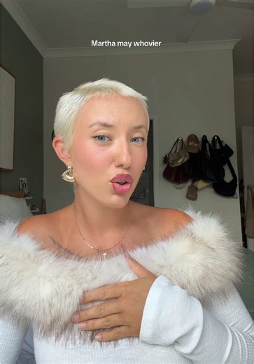 Martha May Whovier Inspired Hair Tutorial