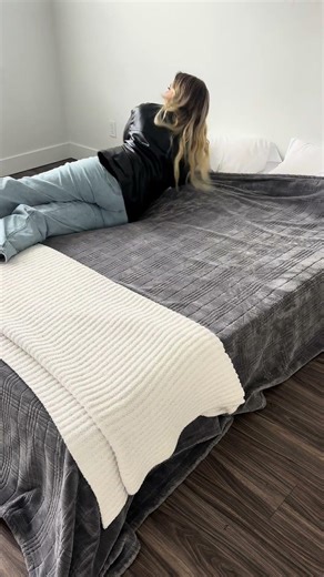 MUST WATCH NapQueen Gel Foam Mattress Review