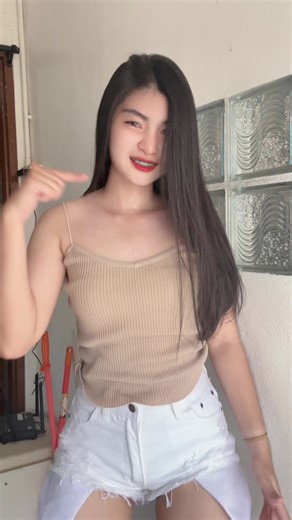 วิดีโอของ ชื่ออุ้ม แต่เพื่อนเรียกอีสวย (@aum.xss) พร้อมเพลง เสียงต้นฉบับ - G2ดิว่ะ💯 (1M) - G2ช่องจริง