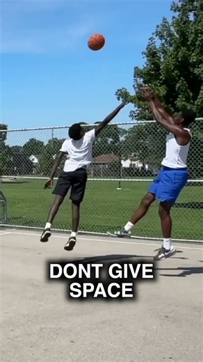 What You Learn When You Play A Pro Basketball Player #basketball #Basketballtips #ballislife #fyp