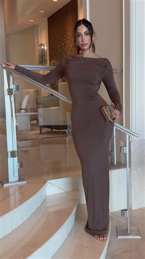 Paulina Barbar on Instagram: "My favorite color to wear in the fall/winter 🤎🧸"