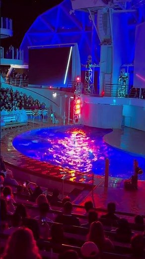 Aqua Show on Utopia of the Seas | High-Energy Water Dancers 🌊🔥