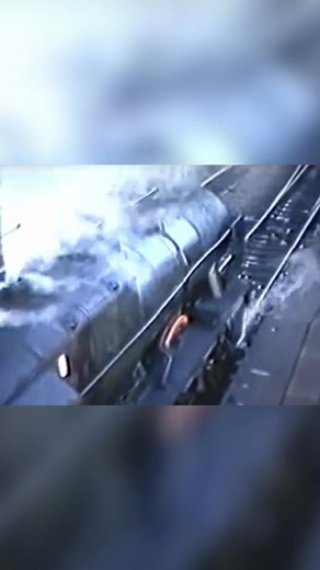 🚂✨ Steam at Crewe in the 1960s – The End of an Era ✨🚂 Crewe was once the beating heart of Britain’s steam railway network — a place where giants like the Royal Scots, Princess Coronations, and countless Black 5s thundered through daily. By the mid-1960s, change was in the air. Diesels and electrics were taking over, and the proud sheds of Crewe North (5A) and Crewe South (5B) were preparing for their final days. From the farewell tour of 46115 Scott’s Guardsman in 1965, to the running-in of 70
