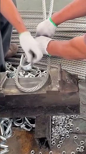 Clamp tightening process for the wire rope