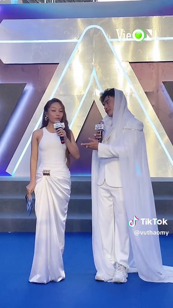 quá trời rồi Diễm ơi 🤣 #vuthaomy #tiktokgiaitri #anhtraisayhiconcert2024 #anhtraisayhi