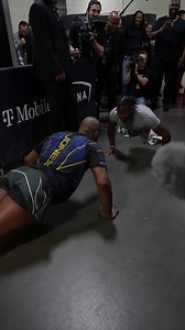 4.9M views · 142K reactions | Jon "Bones" Jones vs. Zion Clark for the ultimate push-up championship  #UFC285 | ESPN | Facebook