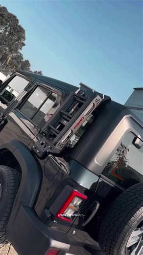 DEFENDER TYPE LADDER SIDE BOX | THAR & THAR ROXX This setup is about function first. Defender type rear ladder with side utility box fitted on Thar and Thar Roxx. Strong mounts. No rattles. No shortcuts. Perfect for tools, recovery gear, and long drives. If you use your Thar the way it’s meant to be used, this combo just makes sense. Installed properly at the workshop, not bolted for show. Now available at JeepClub Coimbatore Call or WhatsApp 91 99942 76655 Comment for price, install time, or to