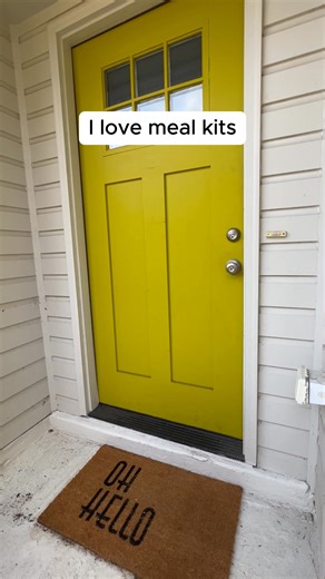 THIS is the #1 reason families are ditching meal kits! ✨ eMeals + Grocery Pickup & Delivery ✅ better price + 14 days free! ✅ better variety + 15 meal plans ✅ better freshness + grocery options | eMeals | Facebook