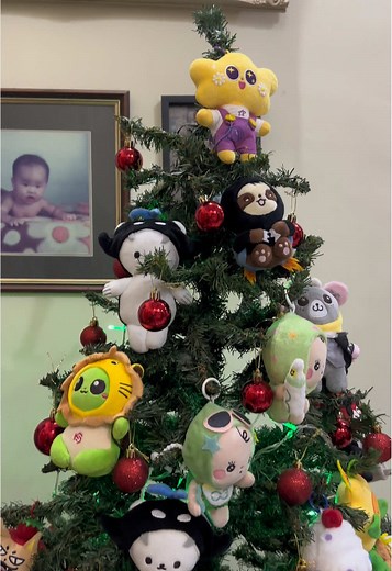 The Cutest Christmas Tree Decorating Ideas