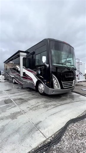 1.7K reactions · 135 shares | Luminate CC35  Exterior 32” TV  Blind Spot Detection  Pet-Link™ Multi-Purpose Tie-Down ➕ BIG REBATE Explore now at www.thormotorcoach.com/luminate | Thor Motor Coach | Facebook