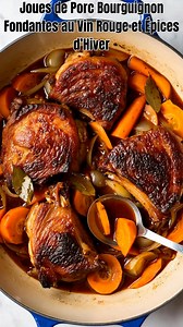 Joues de Porc Bourguignon Fondantes au Vin Rouge et Épices d’Hiver 🍷🥕 La recette compléte dans le premier commentaire 💬 | Un jour Une recette