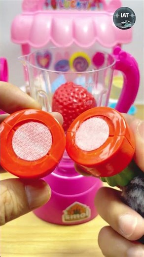 Tara Domestic ASMR | Blender With Carrot and Strawberry Tumbling Sounds