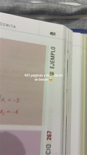 100 páginas y todavía no se besan