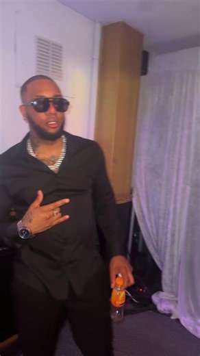 All Black Everything: Dresscode Style Inspiration