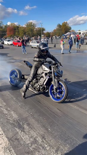 JunTuning 💻📈 on Instagram: "8.66 @ 153 MPH SEGUNDO PASE CERTIFICADO🧾☑️ 8.60 @ 155 MPH Gracias a todos los del team que siempre estan conmigo dandome la mano, @manolito_0329 EN EL VOLANTE EXELENTE TRABAJO, VIAJO SIN VER Y A MANUELA🎮 @b20sato 🧪 @__chester_street__bikes 🏍️ @emmarivera_787 🏍️ @gustavo_carreras 🏍️ corregir los problemas de salida y volvemos pa la línea… #yamaha #mt09 #2025 #dynojetresearch #powercommander #motul #oil #eb