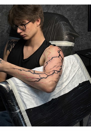 Vidéos de ТАТУ🩸МИНСК-МОСКВА (@yshkosketch_tattoo) avec Cute - Aurel Surya Lie