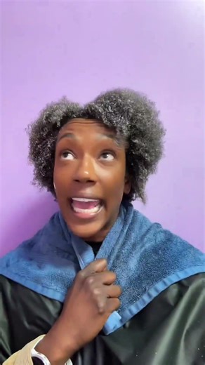 SHE HAS RED HAIR 😱 We’re officially giving the blonde a break🙈🙈🙈 Magic Fingers Braiding