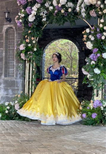 Snow White costume by Aleks Ponomareva ❤️✨ Princess Fashion Show #snowwhite #snowwhitecostume #snowwhitecosplay #cosplay