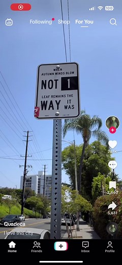 Please laugh #autumn #oneway #autumnoneway #ilikefrankoceann #rap #music