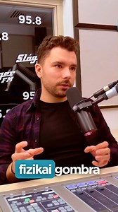 Tech2 Laci arról beszél, hogy az autók már inkább számítógépek, mint klasszikus járművek és egyre nagyobb hasonlóság fedezhető fel már köztük és a telefonok között. 📲 A teljes rész már megtekinthető a Sláger FM YouTube csatornáján! | Sláger FM