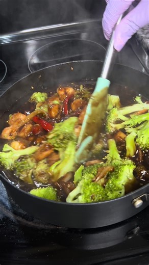 Delicious Shrimp & Broccoli Stir Fry Recipe