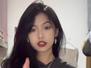 你们问的唇泥唇泥！！