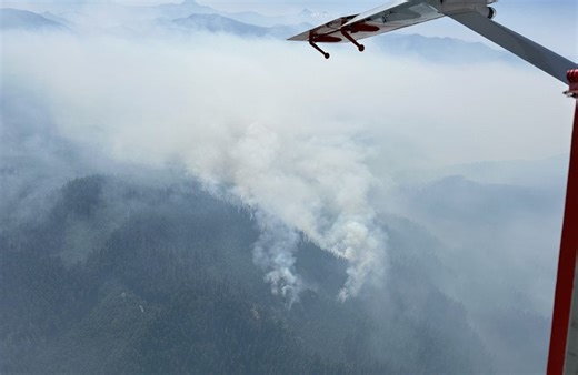 Pyramid, Ore fires each burn about 500 acres, largest of 22 lightning-sparked fires tackled on Willamette Natl. Forest