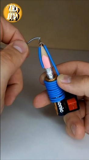 I Made a Soldering Iron from a Battery
