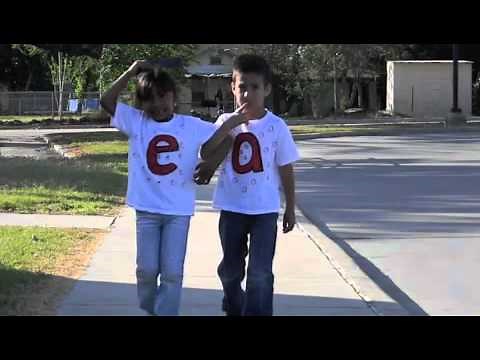 Two Vowels Go Walking