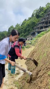 637K views · 31K reactions | ပီႈၼွင်ႉၸႂင်ႈ(တႆး) ဝဵင်းၵုၺ်ႈလိၼ်ႇ/မိူင်းၵွၼ်ႇၸီႈ/ၸိုင်ႈၶေႇ (Guilin/Gaungxi/China) Credit: Sai One Lu https://vt.tiktok.com/ZSLuLDnLG/ | Dai' Music & Dance ၵႂၢမ်းတႆးတၢင်းၵႃႈတႆး | Facebook