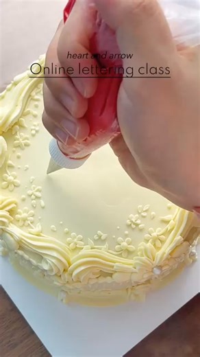Learn the art of cake lettering and writing from the comfort of your home! 🎂✨ Master buttercream, chocolate, and royal icing writing techniques to create beautiful messages on cakes, cupcakes, and cookies. Perfect your fonts, spacing, and flow to make every cake Instagram-ready! Highlights: Step-by-step online guidance Beginner to advanced techniques Tips for smooth, elegant writing Personalized feedback on your work Turn your cakes into personalized masterpieces with perfect messages every tim
