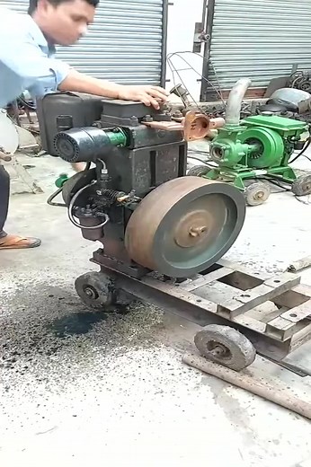 74K views · 447 reactions | #old #machine #art #vintage #technology #travel #mimami #instagood #new #bakery #builing #asmrsounds #asmrvideo #satifyingvideo #toy #crafts #diy #viral #amazing #fyp #cookwithme #offg (164) | Engine repair | Facebook