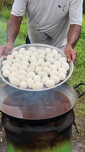 Crispy duck eggs #cooking | Food Daily