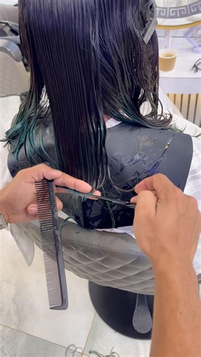 Power of one length haircut 💇‍♀️ #youtubeshorts #haircut #mjnailsart #youtubersvstiktokers #hair