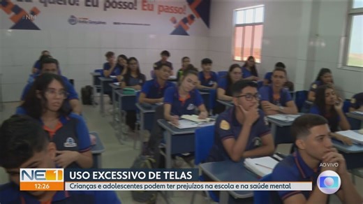 Uso excessivo de telas pode prejudicar desemprenho escolar