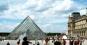 Y a-t-il des pyramides en France ?