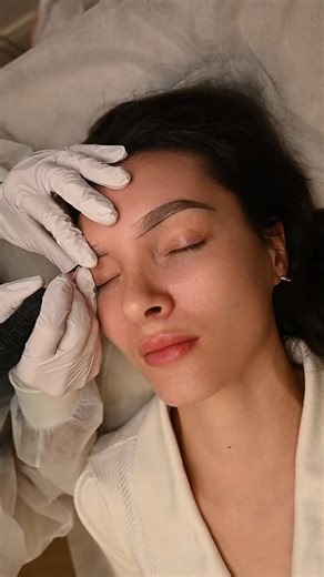 Afraid of pain with Permanent Makeup? Let me reassure you 懶 This is...