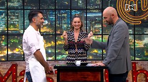 582K views · 8.5K reactions | #MasterChefCelebrityColombia | Laura y el jurado fueron selectivos al momento de presentar el plato de Cony. Además, le dieron algunos consejos para que mejore en sus próximos platos.  | MasterChef Colombia | Facebook