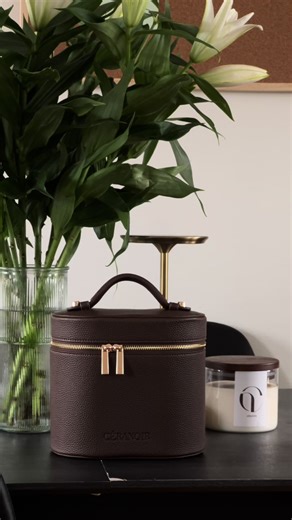 Quick Tips to Organize Your Makeup Bag