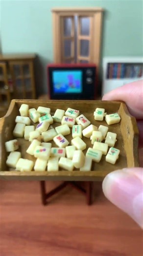 Mini kitchen small green plastic chair #Mini Kitchen #Mini Food Play