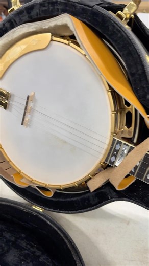 1984 Gibson Earl Scruggs 5 String Banjo Selling at Auction April 12, 2026