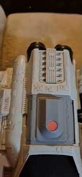 this Star Wars b wing is looking like a nightmare