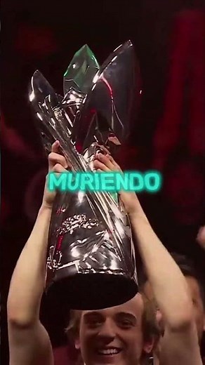 This is what it feels like to see Caps playing internationally as a Fnatic player #LoL #Caps #G2