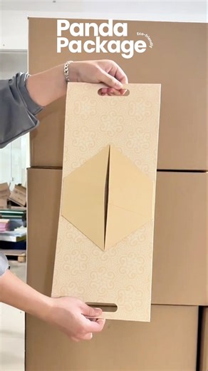 We built a premium “shortcut” for brands: a one-piece carry gift box that ships flat & stores flat