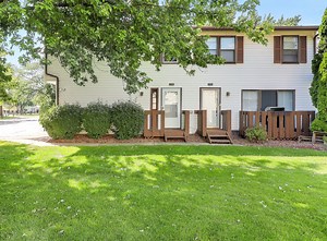 7724 W Douglas Ct #1-3, Frankfort, IL 60423 - MLS 12446549 - Coldwell Banker