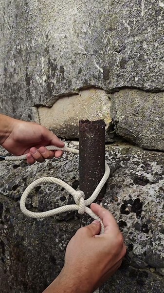 Incredible Rope Skill!