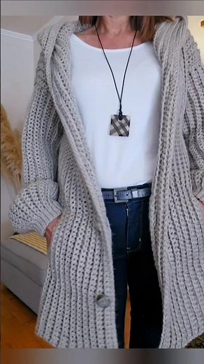 Chaqueta con capucha a crochet.Tutorial en YouTube @BCNcrochet